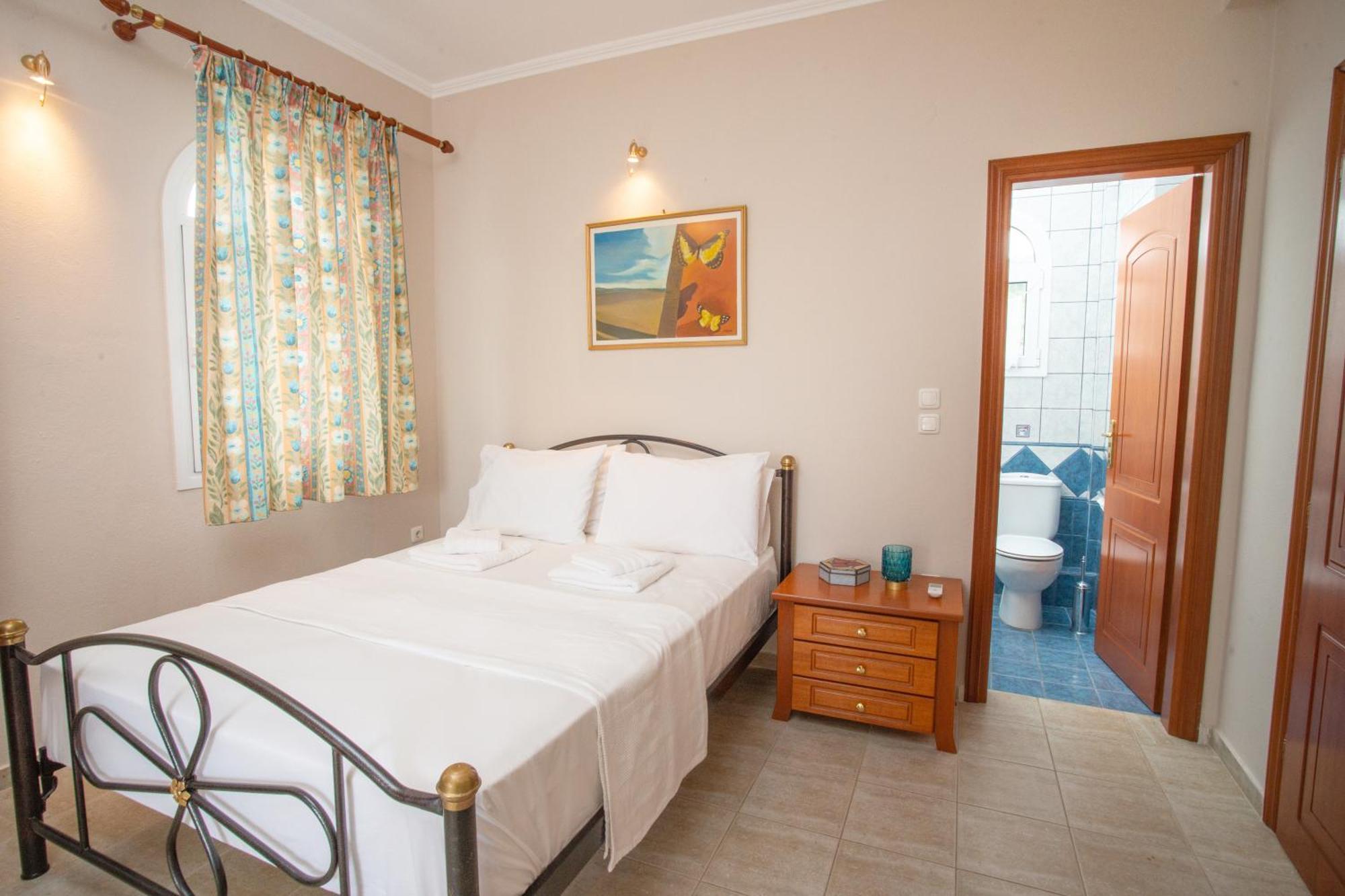 Private 6-Bdrm Villa With Garden 150M To Beach Παράδεισος Εξωτερικό φωτογραφία
