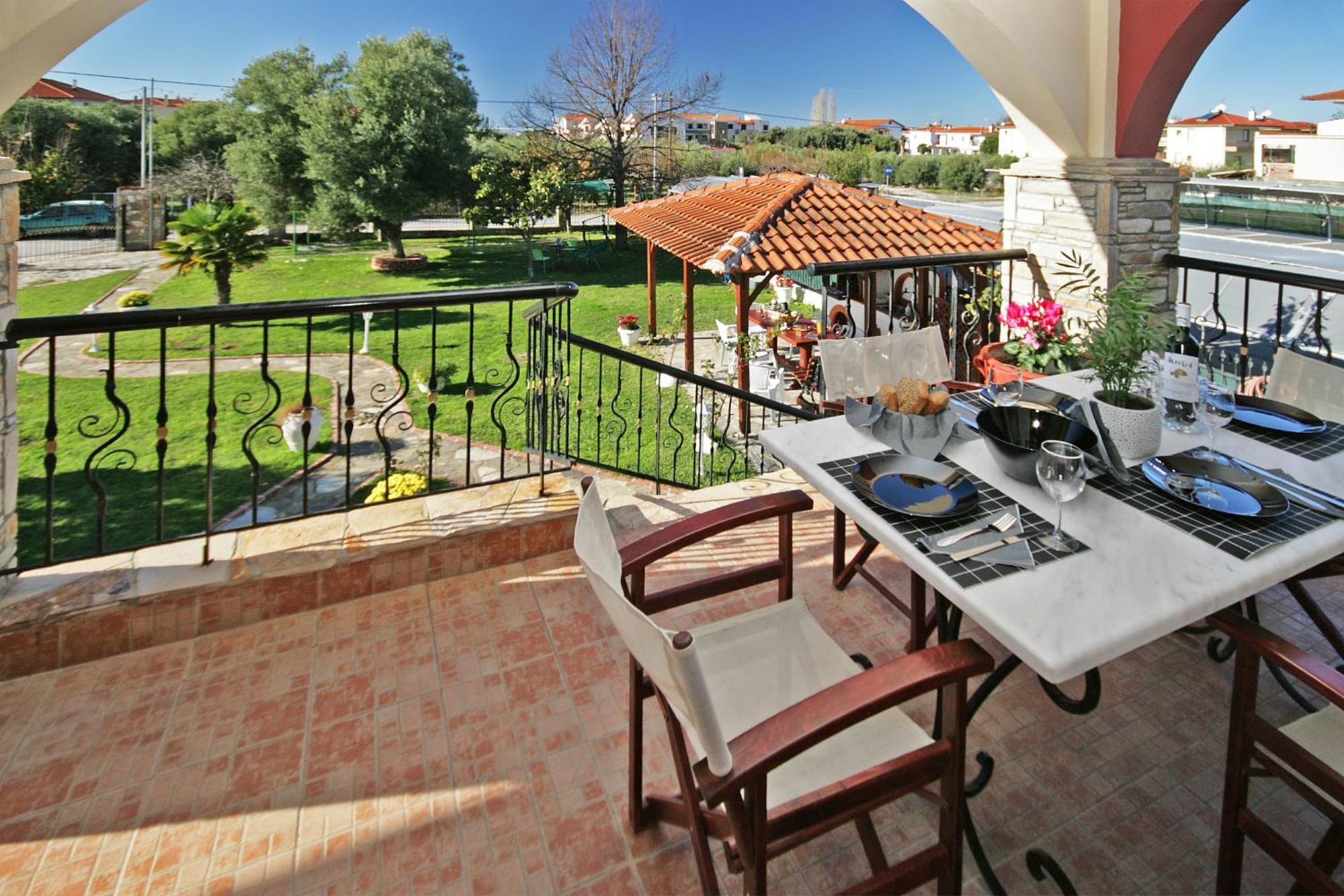 Private 6-Bdrm Villa With Garden 150M To Beach Παράδεισος Εξωτερικό φωτογραφία