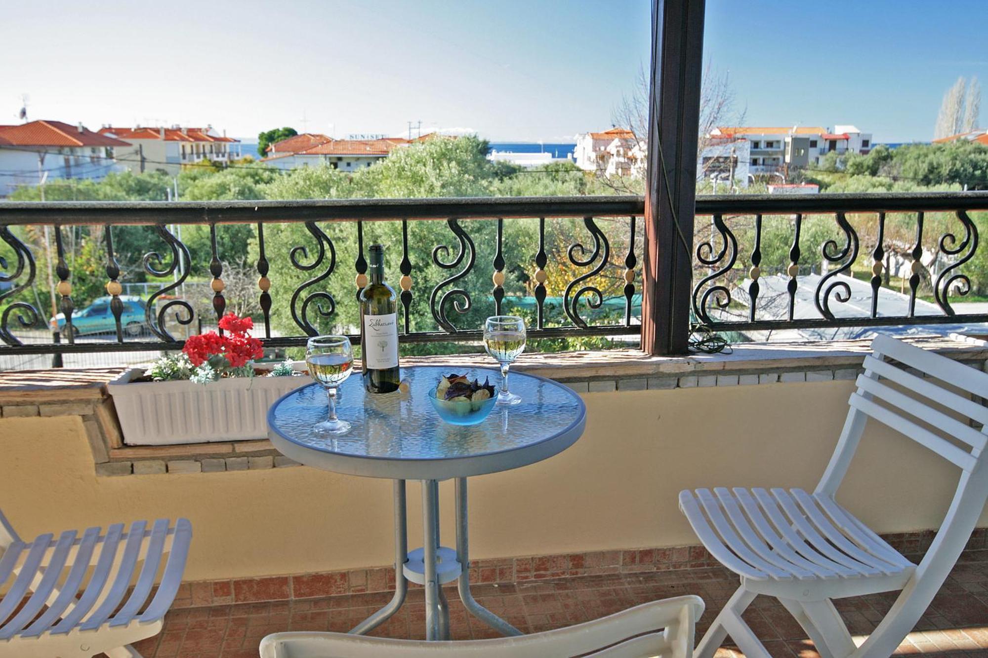 Private 6-Bdrm Villa With Garden 150M To Beach Παράδεισος Εξωτερικό φωτογραφία